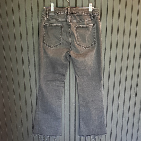 Frame Denim Le Crop Mini Boot Jeans - Picture 2 of 5